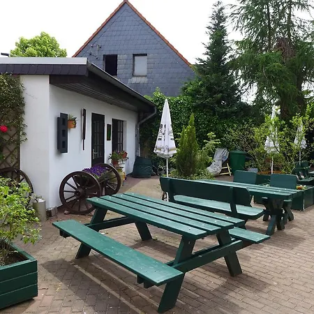 Löwenhof 2*