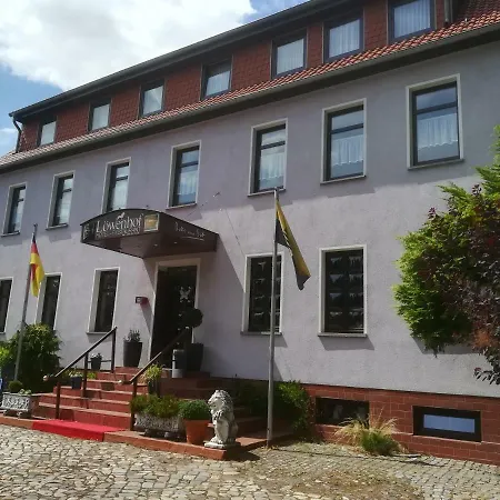 Lowenhof بيت ضيافة 2*