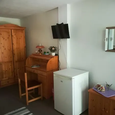 Lowenhof Guest house 2*